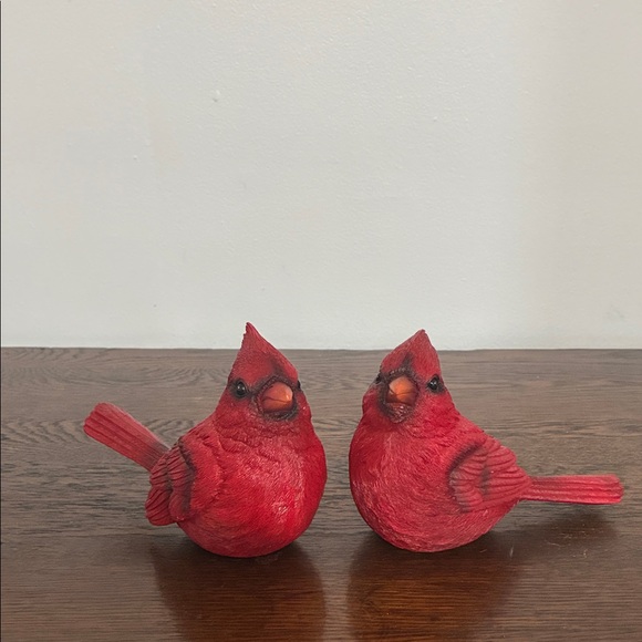 NWT- Set of 2- Red Cardinal Bird Figurine Decorations 4.25"H x 6.25"W - Picture 5 of 17